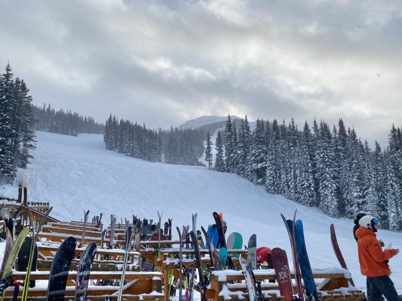 Heading to Lake Louise, Canada. Image © PlanetSKI